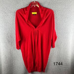 St. John Red Wool Knit V-Neck Sweater Top Elegant Designer Dolman Sleeves Size L